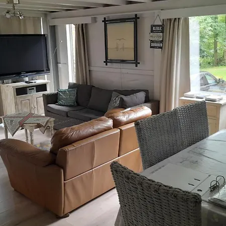 Azur11 * Hastiere-par-dela